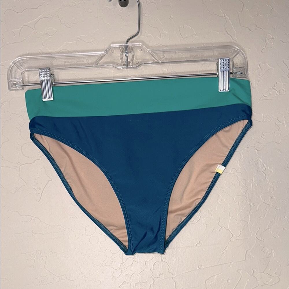 Summer salt blue and green color block mid/high waist swim bottoms size 2